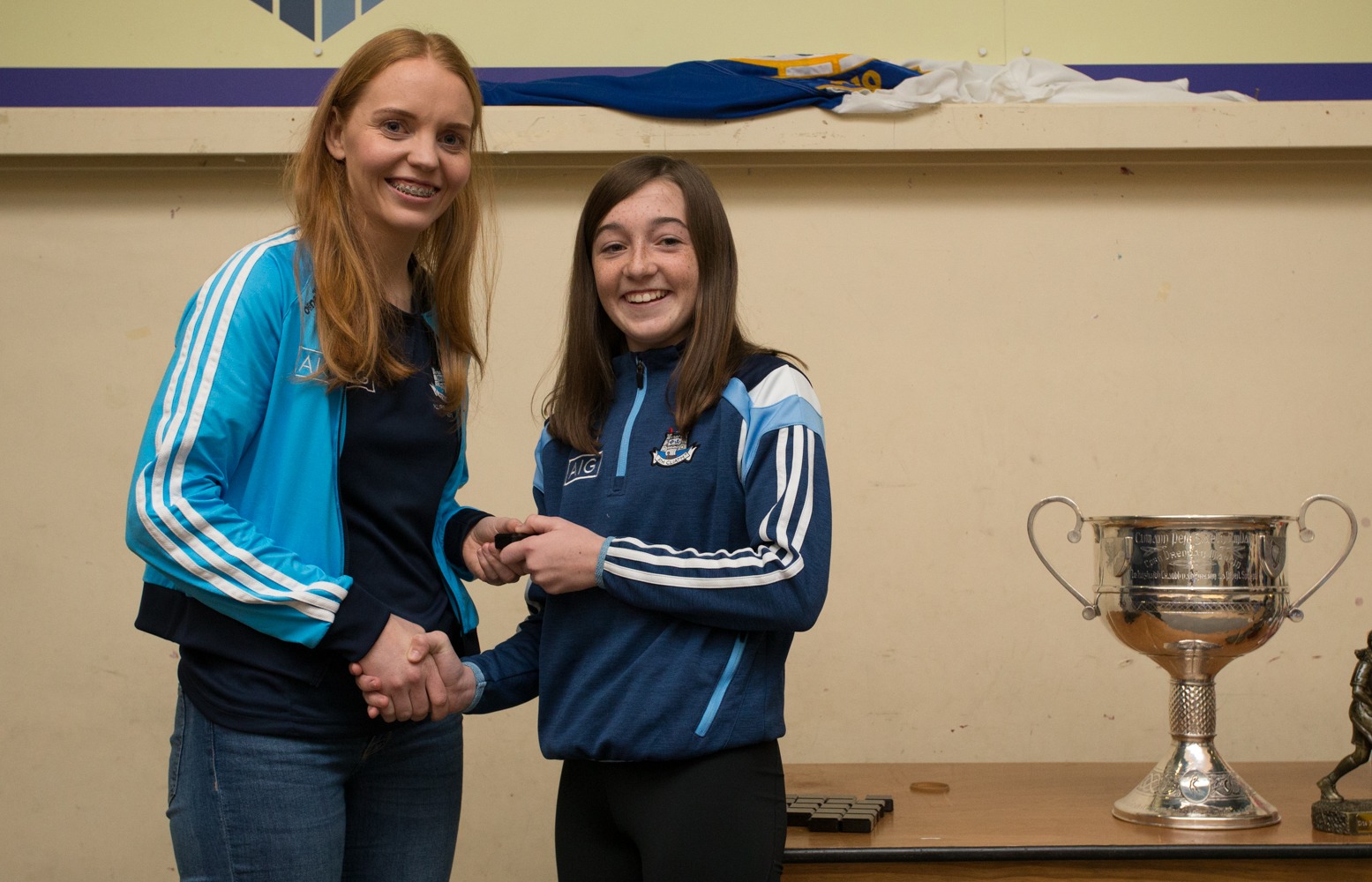 Syl’s girls receive Leinster medals
